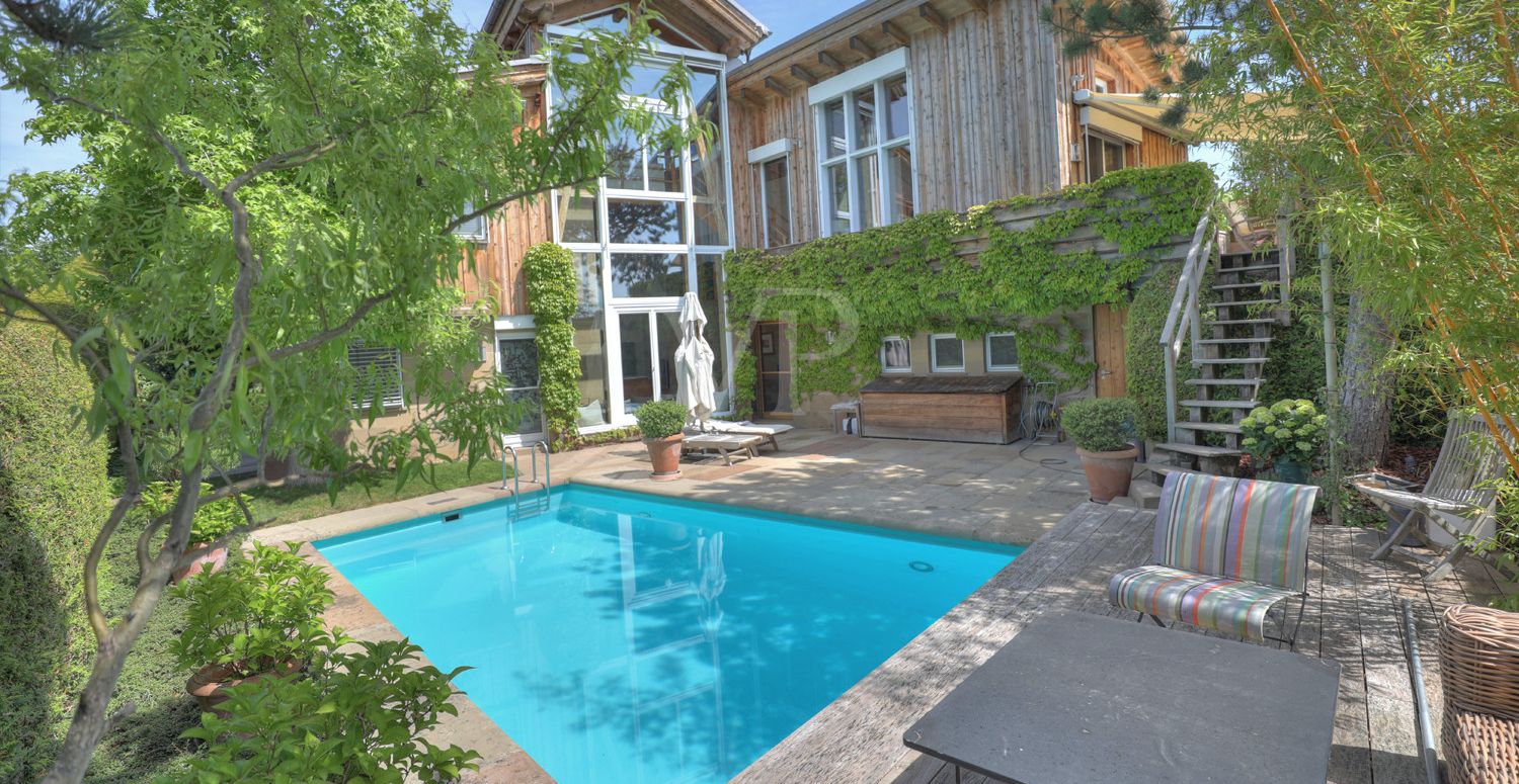 Pool-Terrasse