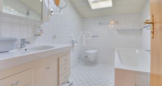 von_poll_real_estate_property_25188877_image_16