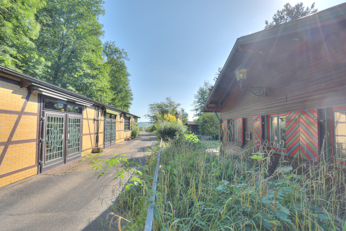 Gästehaus mit Nebenhaus