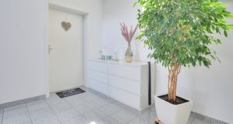 von_poll_real_estate_property_25188060_image_3