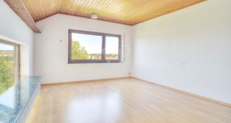 von_poll_real_estate_property_25188105_image_22