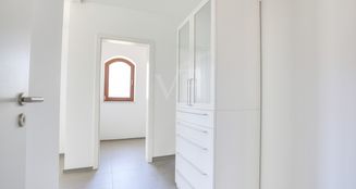 von_poll_real_estate_property_25188062_image_12