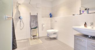 von_poll_real_estate_property_25188066_image_9