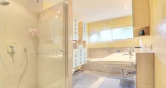 von_poll_real_estate_property_25188067_image_7