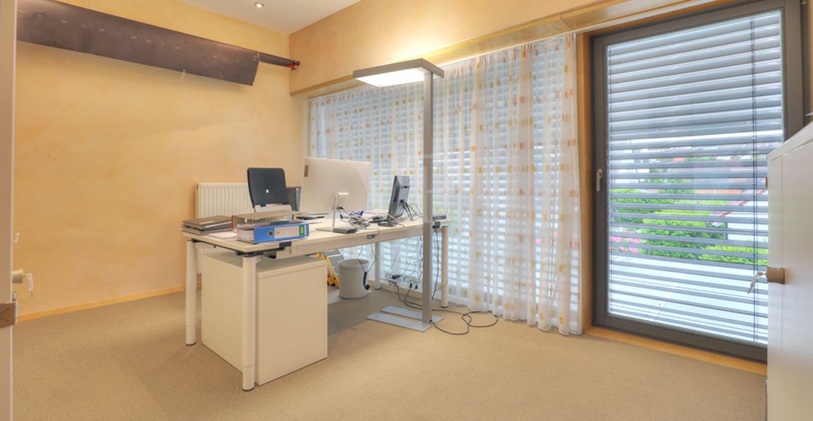 Büro / Kinderzimmer OG