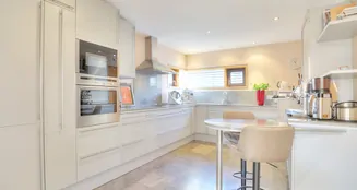 von_poll_real_estate_property_25188067_image_5