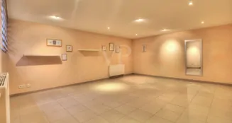 von_poll_real_estate_property_25188067_image_21