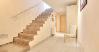 von_poll_real_estate_property_25188067_image_19