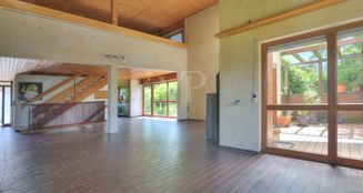von_poll_real_estate_property_25188205_image_1