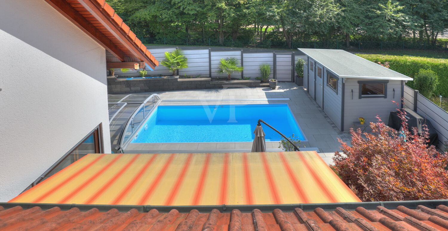 Poolansicht DG