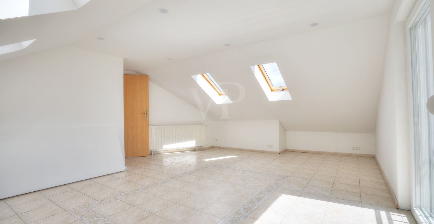 Wohnzimmer DG