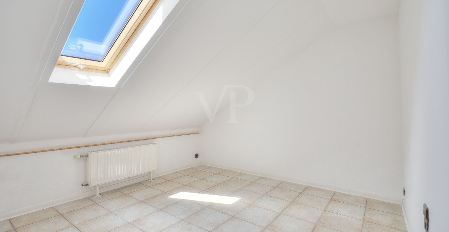 Schlafzimmer DG
