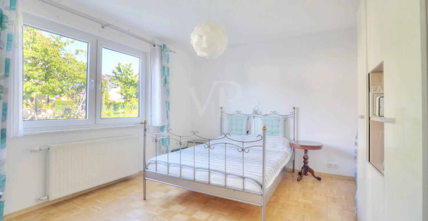 Elternschlafzimmer EG