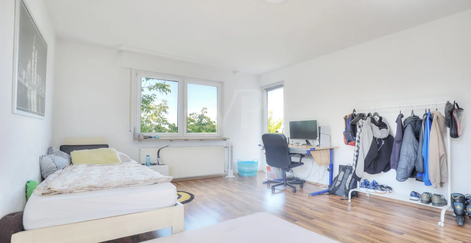 Wohnzimmer-Schlafzimmer OG