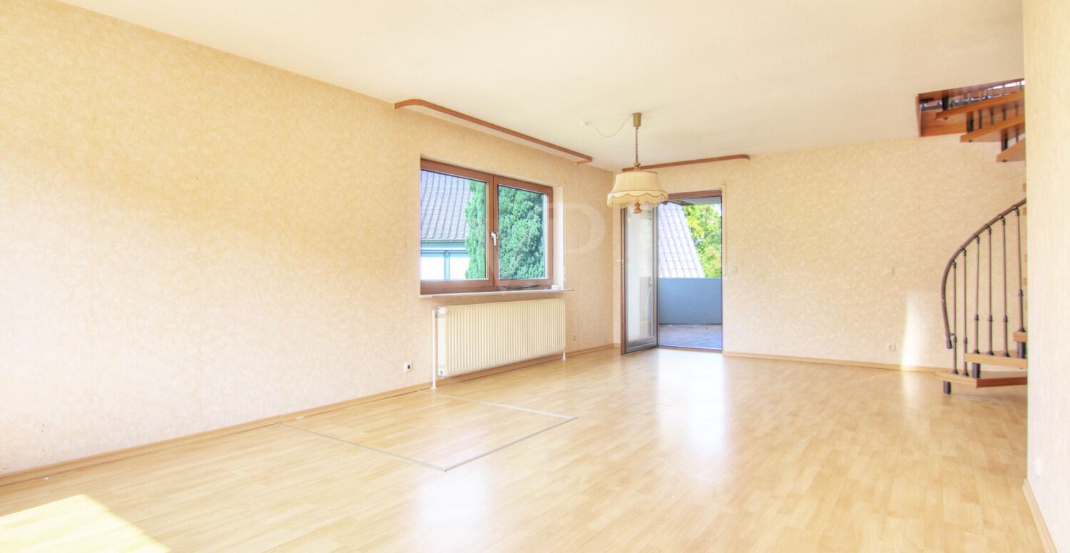 Wohn- und Esszimmer III