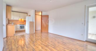 von_poll_real_estate_property_25188003_image_0