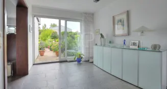 von_poll_real_estate_property_25188082_image_13