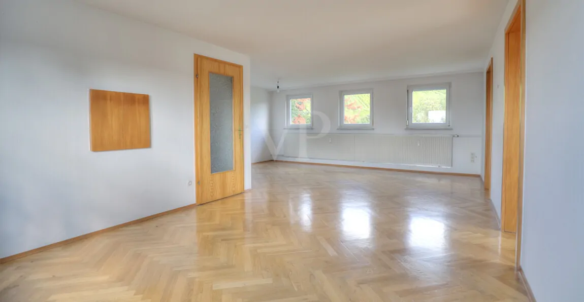 Wohnzimmer-Essbereich OG