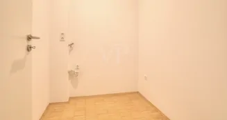 von_poll_real_estate_property_25188090_image_15