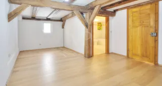 von_poll_real_estate_property_25188095_image_17