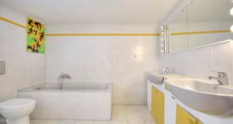 von_poll_real_estate_property_25188095_image_18