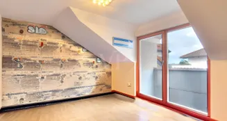 von_poll_real_estate_property_25188094_image_5