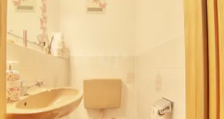 von_poll_real_estate_property_25188094_image_15