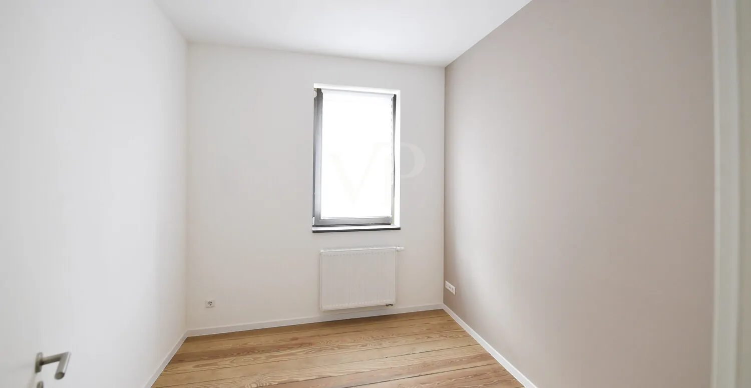 Zimmer 2 - 4-Zimmer-Wohnung