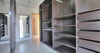 von_poll_real_estate_property_25188099_image_13