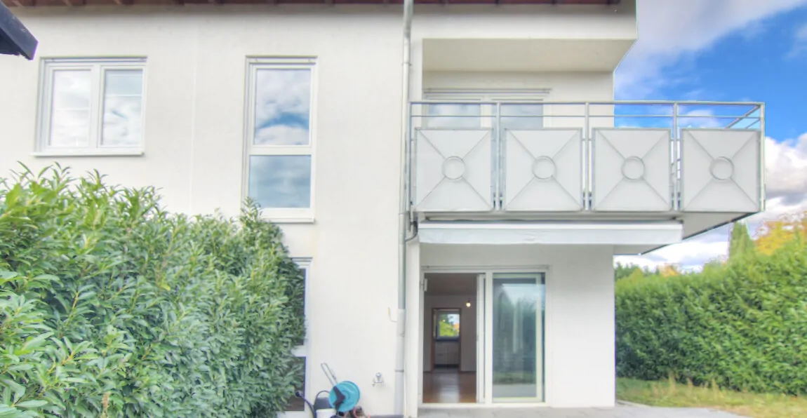 Terrasse + Außenansicht