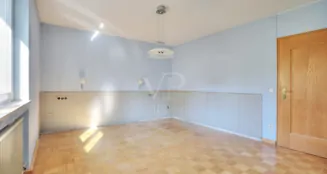 von_poll_real_estate_property_25188176_image_22