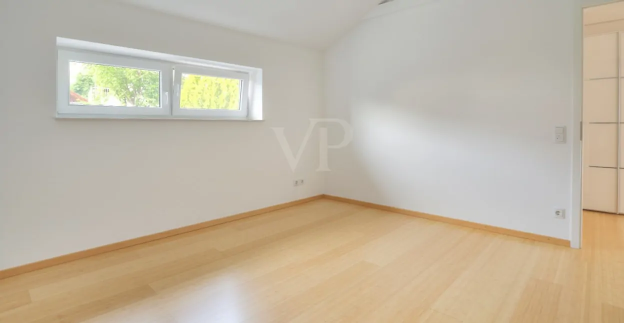 Elternschlafzimmer OG