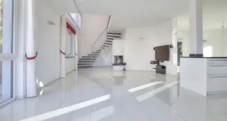 von_poll_real_estate_property_25188707_image_5