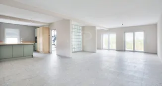 von_poll_real_estate_property_25188180_image_2