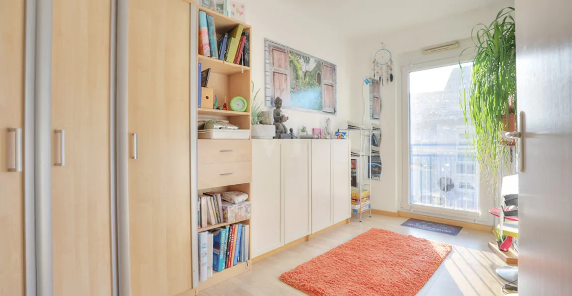 Kinderzimmer / Büro