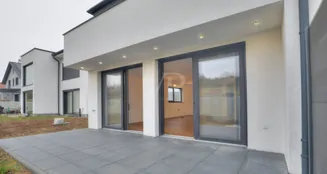 von_poll_real_estate_property_25188115_image_12