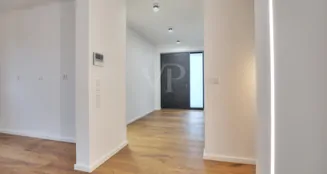 von_poll_real_estate_property_25188115_image_2