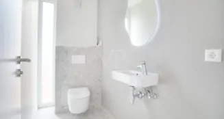 von_poll_real_estate_property_26188018_image_11