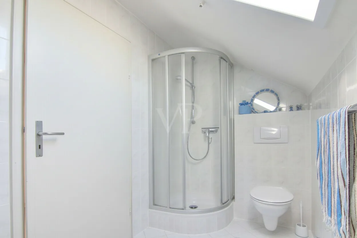Badezimmer DG
