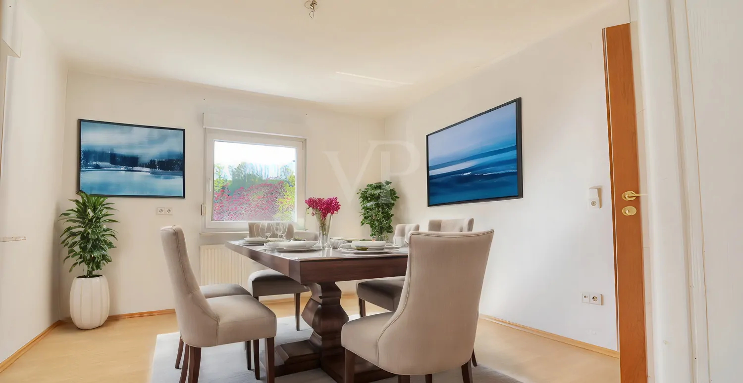 Esszimmer mögliche Möblierung