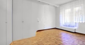 von_poll_real_estate_property_25188034_image_11