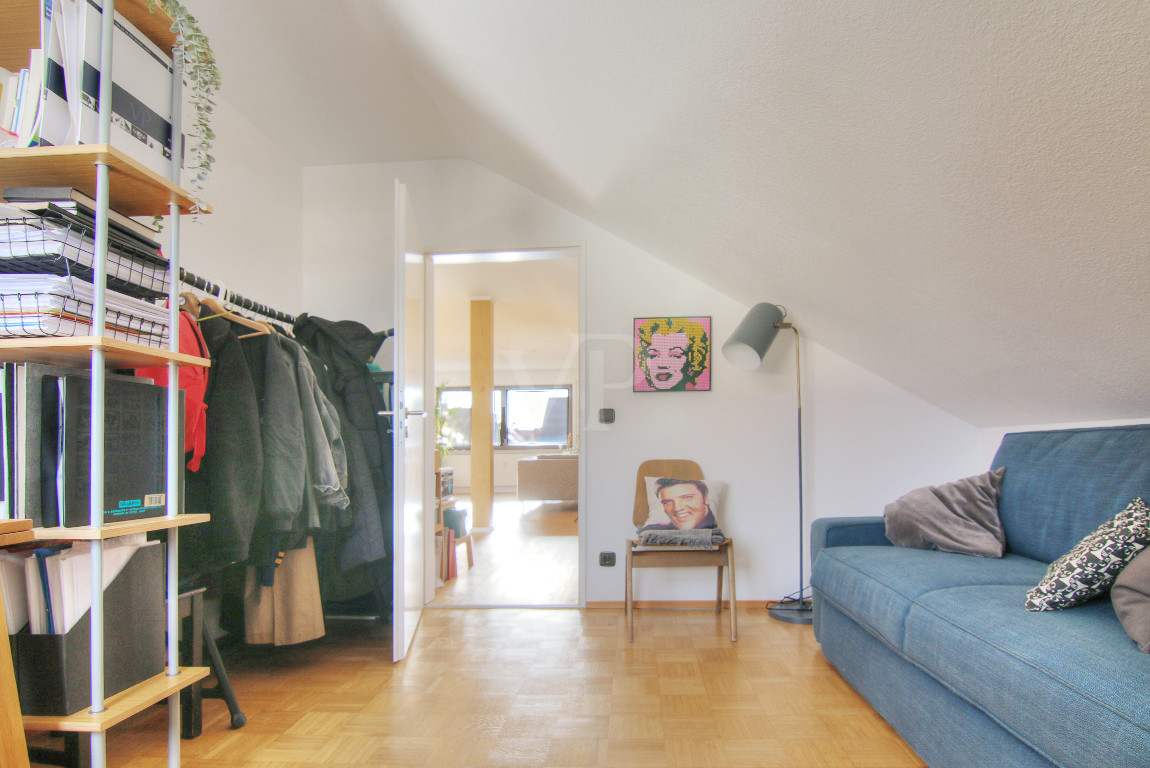 Büro / Arbeitszimmer