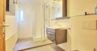 von_poll_real_estate_property_25188005_image_21