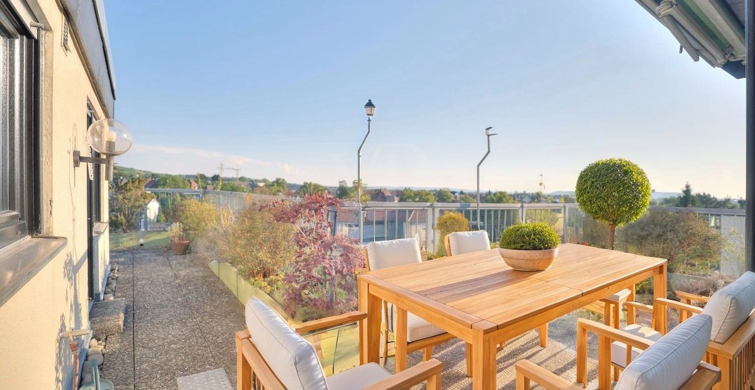 Terrasse mögliche Möblierung