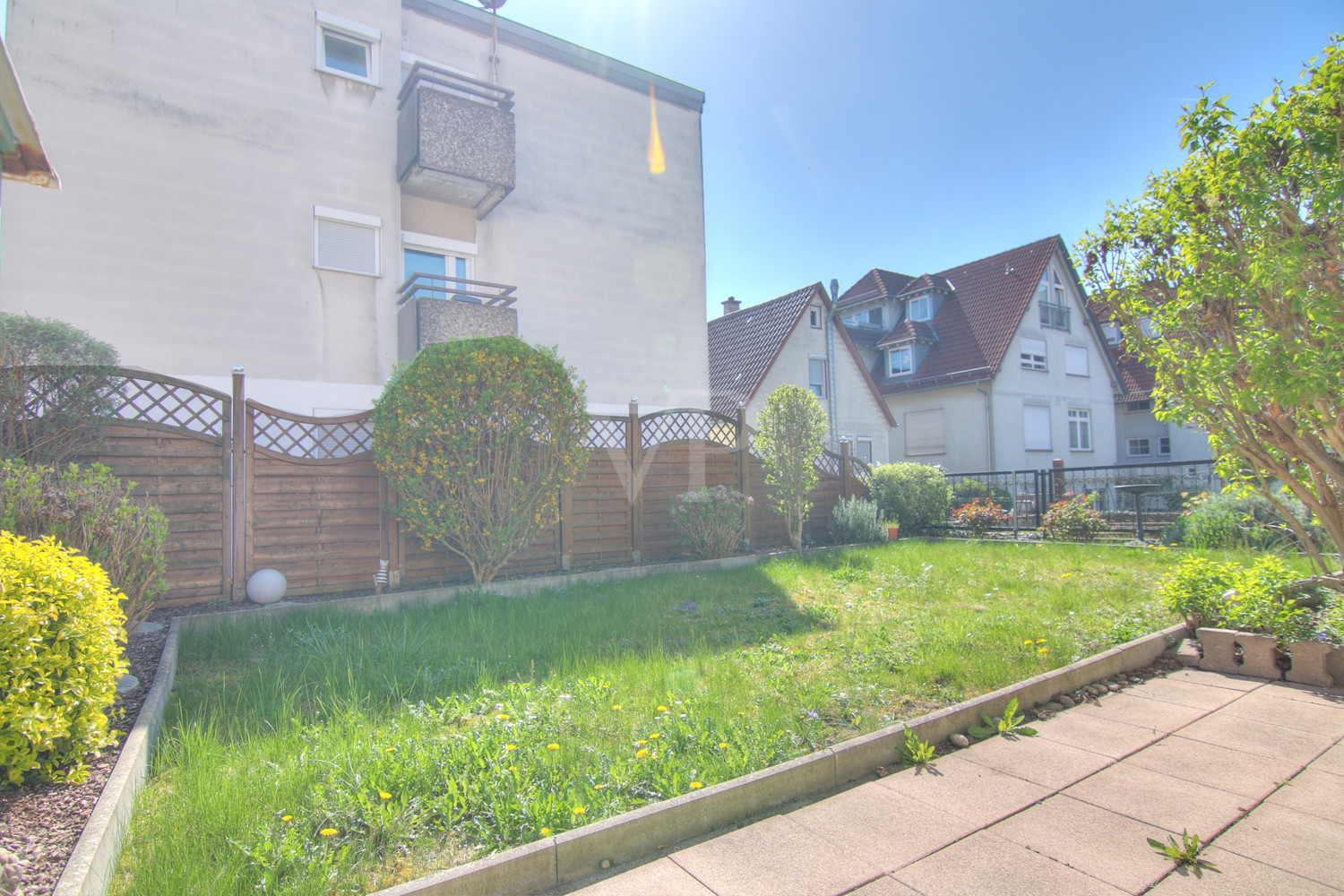 Terrasse + Garten