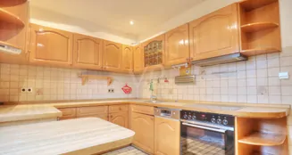 von_poll_real_estate_property_25188136_image_5