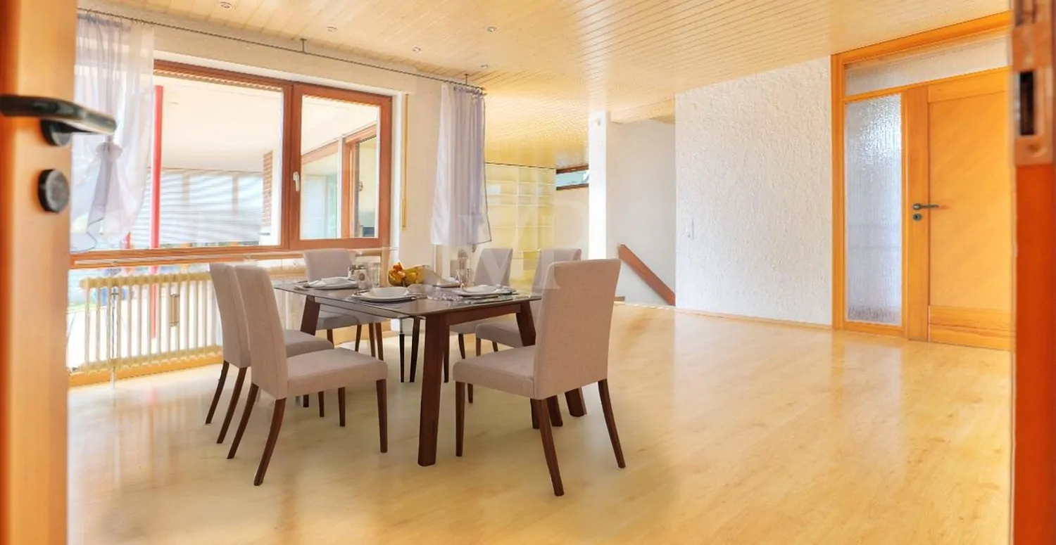 Esszimmer mögliche Möblierung