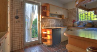 von_poll_real_estate_property_25188076_image_11