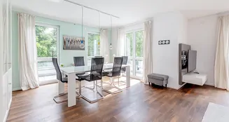 von_poll_real_estate_property_25091003_image_7