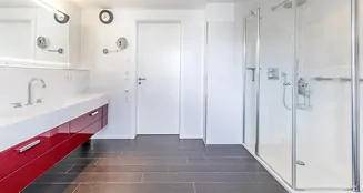 von_poll_real_estate_property_25091003_image_12